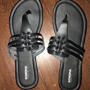 Sonoma sandals